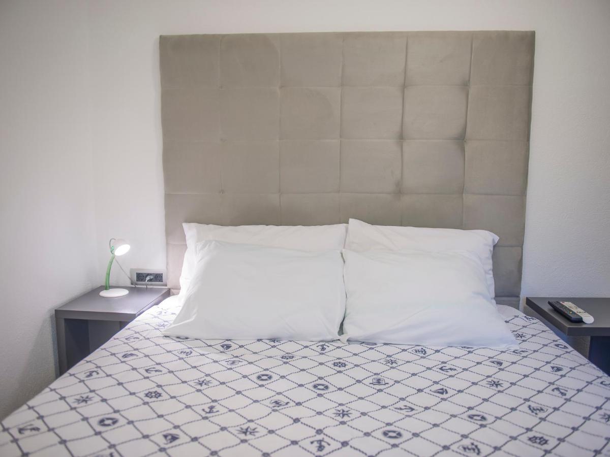 Apartments Windrose โกตอร์ ภายนอก รูปภาพ
